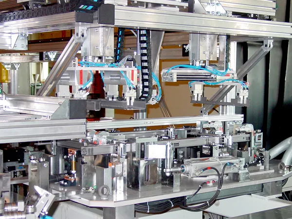 seconsys Roboter – Schweißzelle