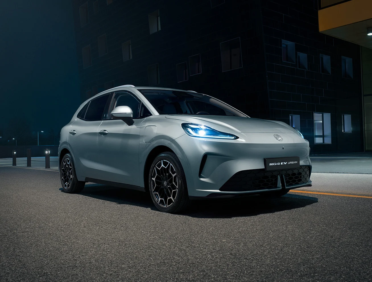 2026-04 MG4 Urban EV Nachtaufnahme Teaser.jpg