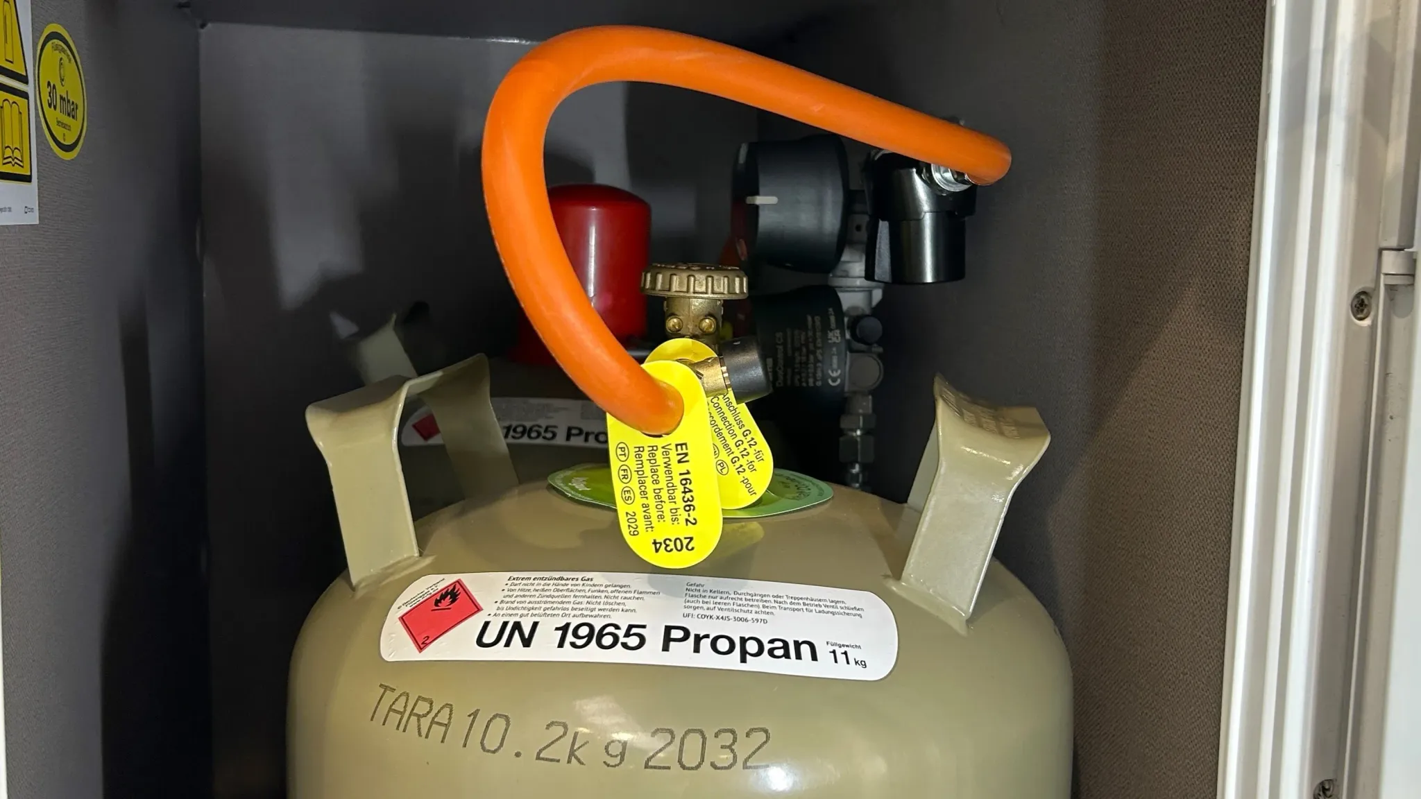 Propan Camping-Gasflasche UN 1965 11kg