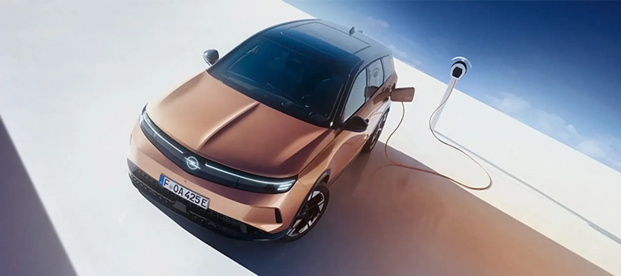 Der neue Opel Grandland von oben fotografiert in Bronze metallic