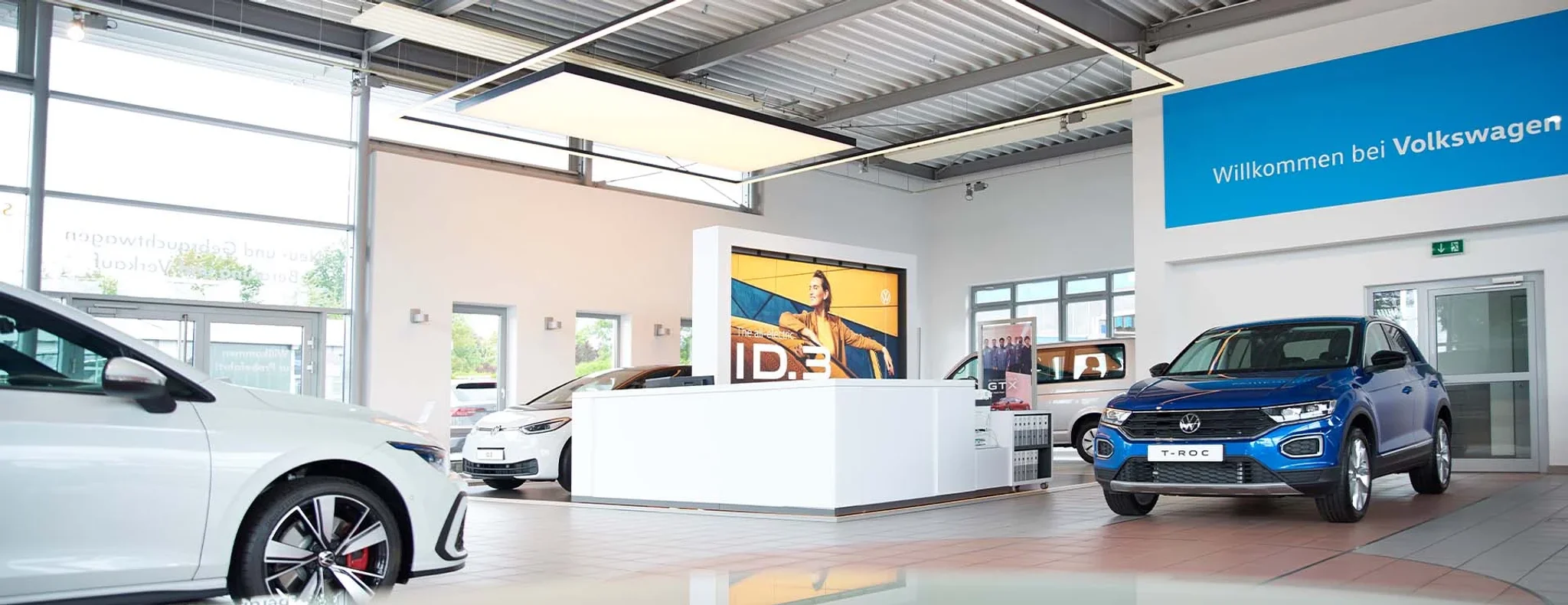 Volkswagen Ausstellungshalle der Autozentrale Sturm