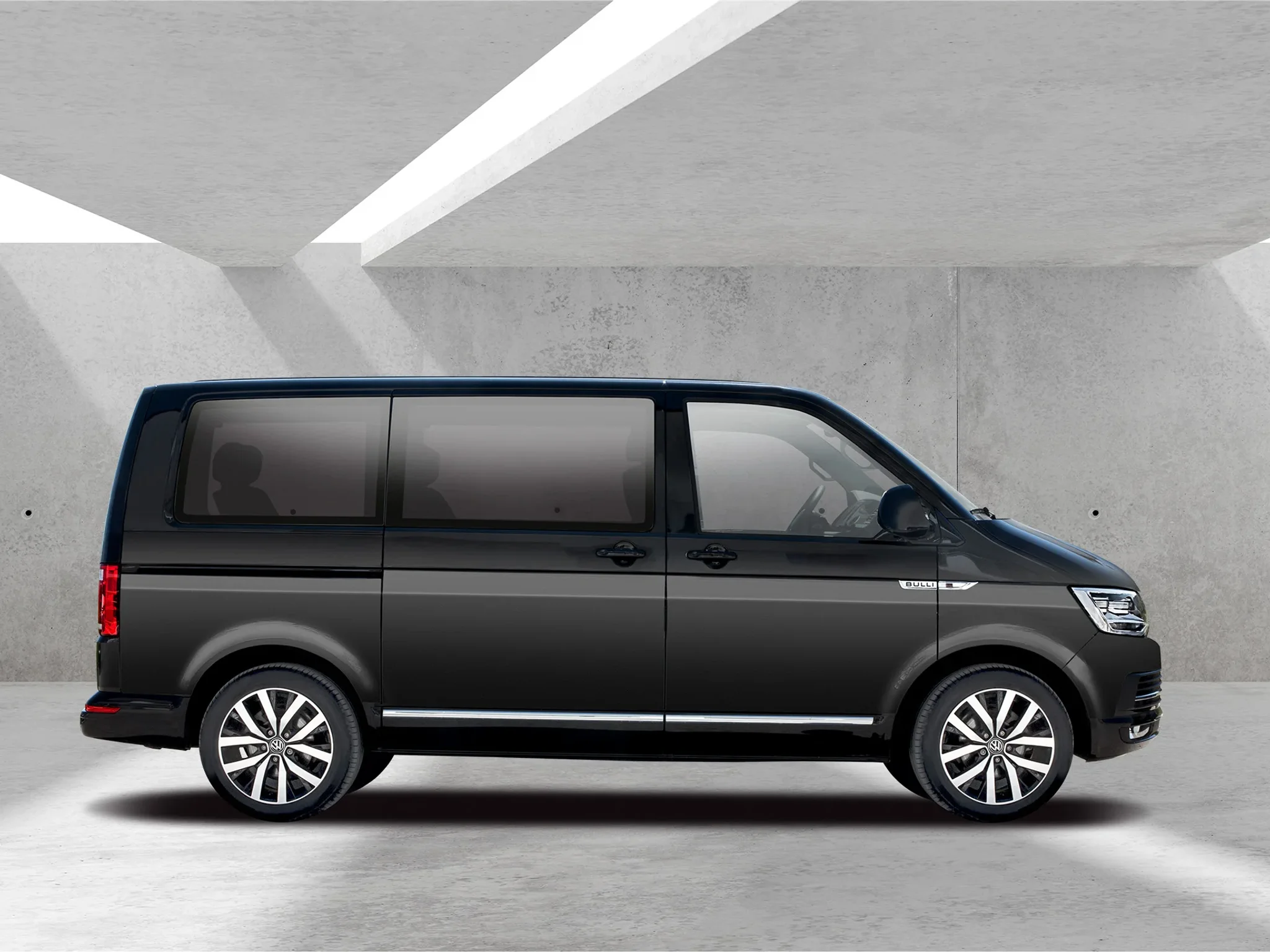 VW T6 Kombi in schwarz, Seitenansicht