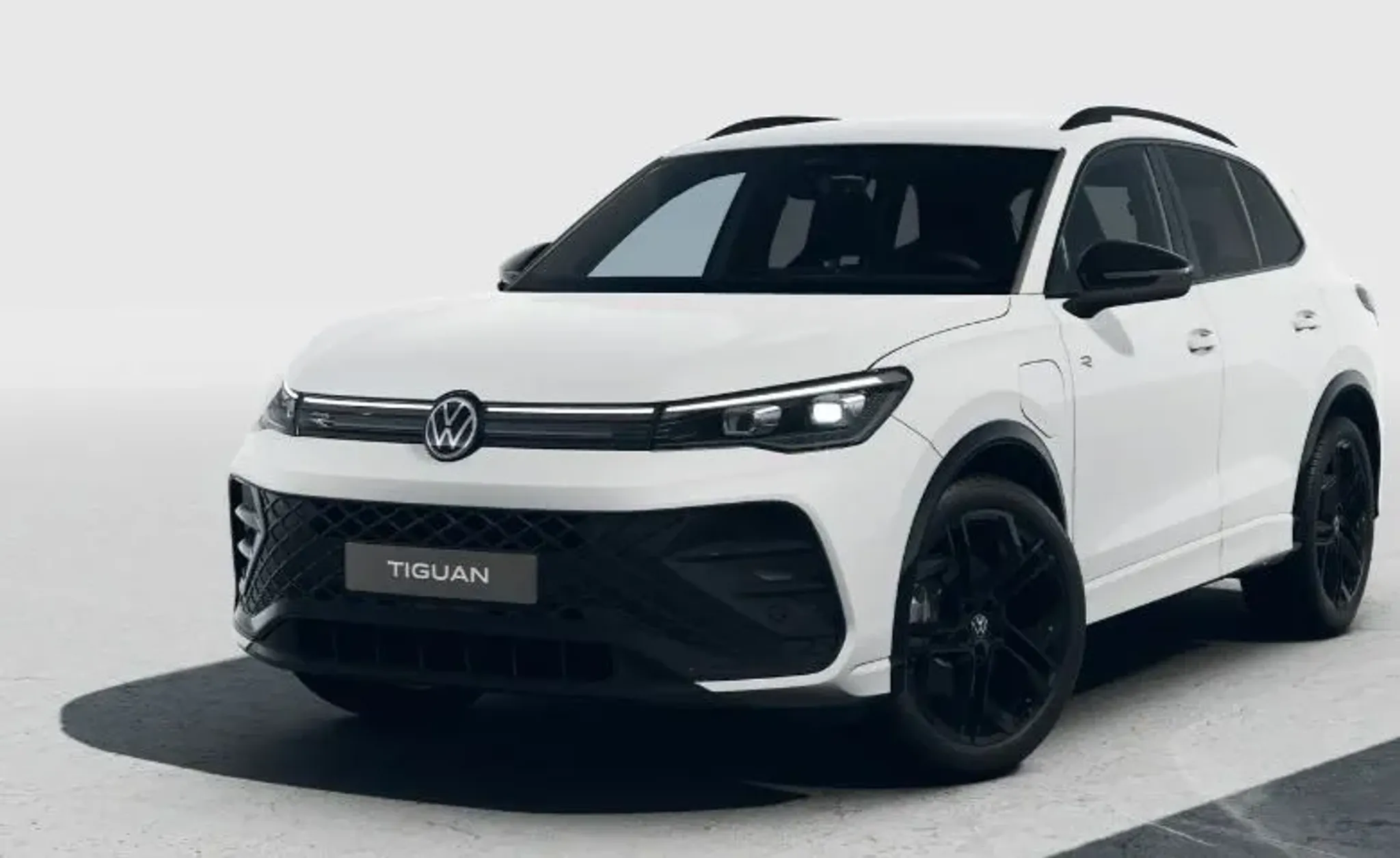 Tiguan R-Line Hybrid.JPG