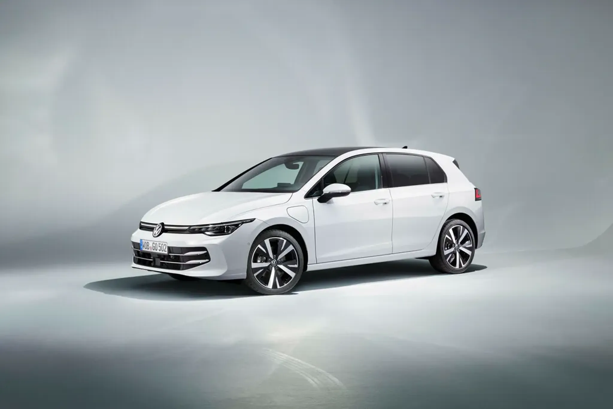 vw_neuwagen_golf_ehybrid.jpg