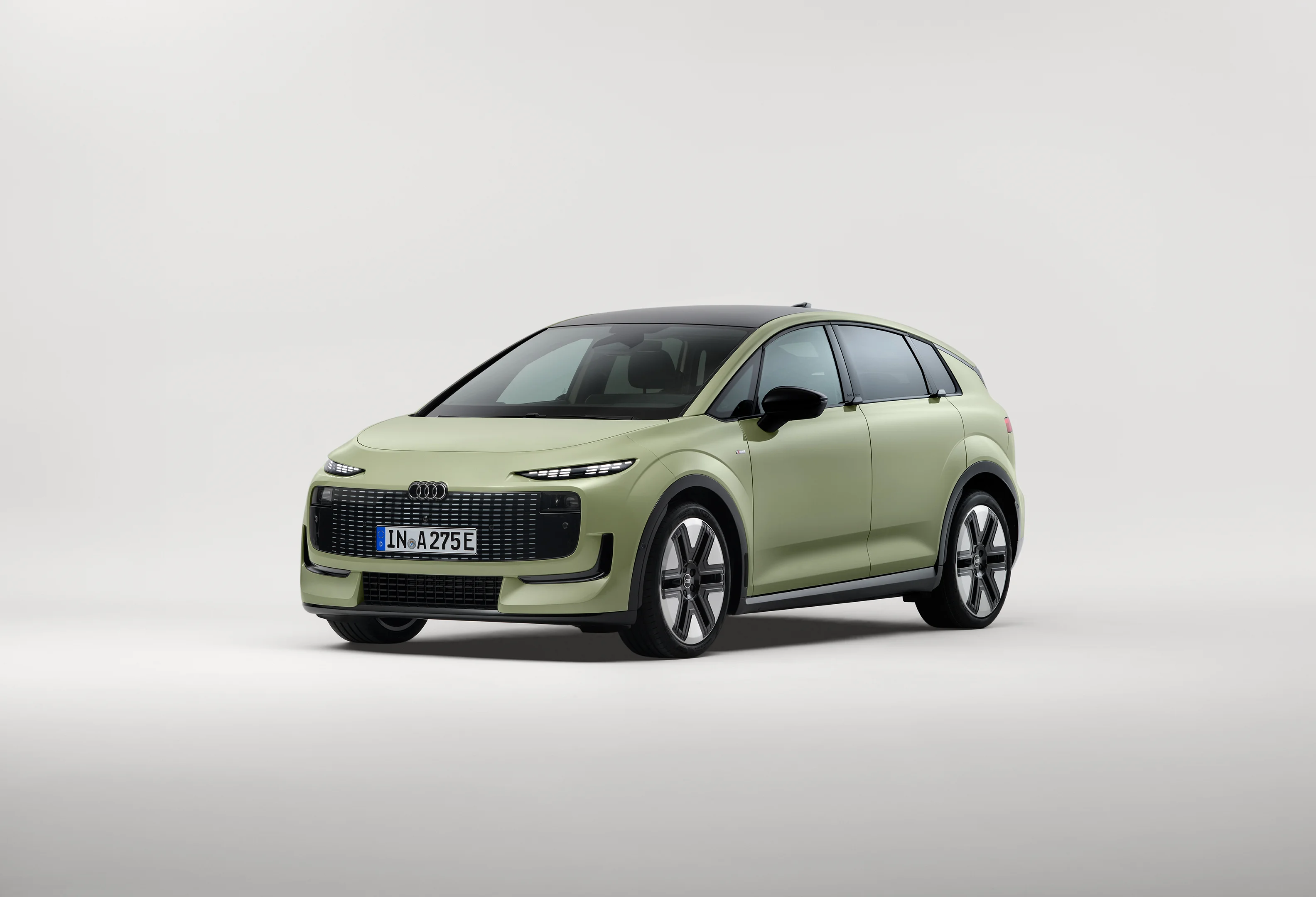 audi-a2-e-tron-front.jpg