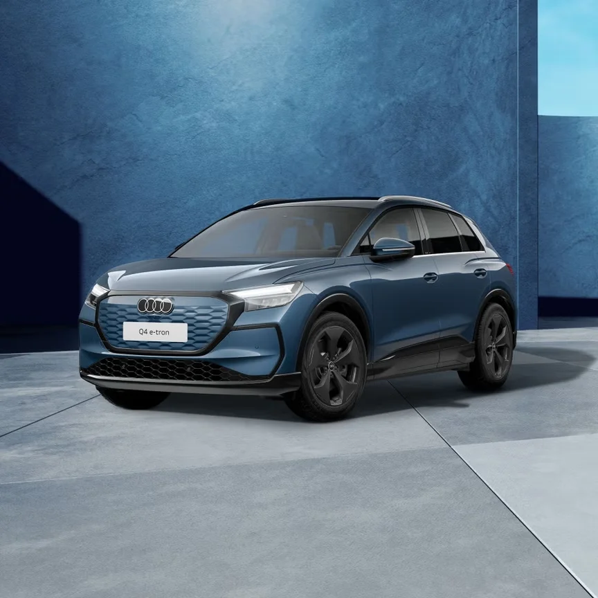 Audi Q4 SUV e-tron blau