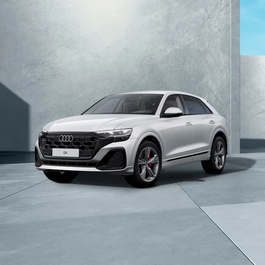 audi-q8-suv-satellitsilber.jpg