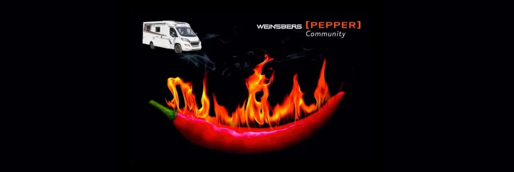 Abbildung eines Weinsberg [PEPPER] Wohnmobils, dem PEPPER Logo und einer Chilischote mit Flammen