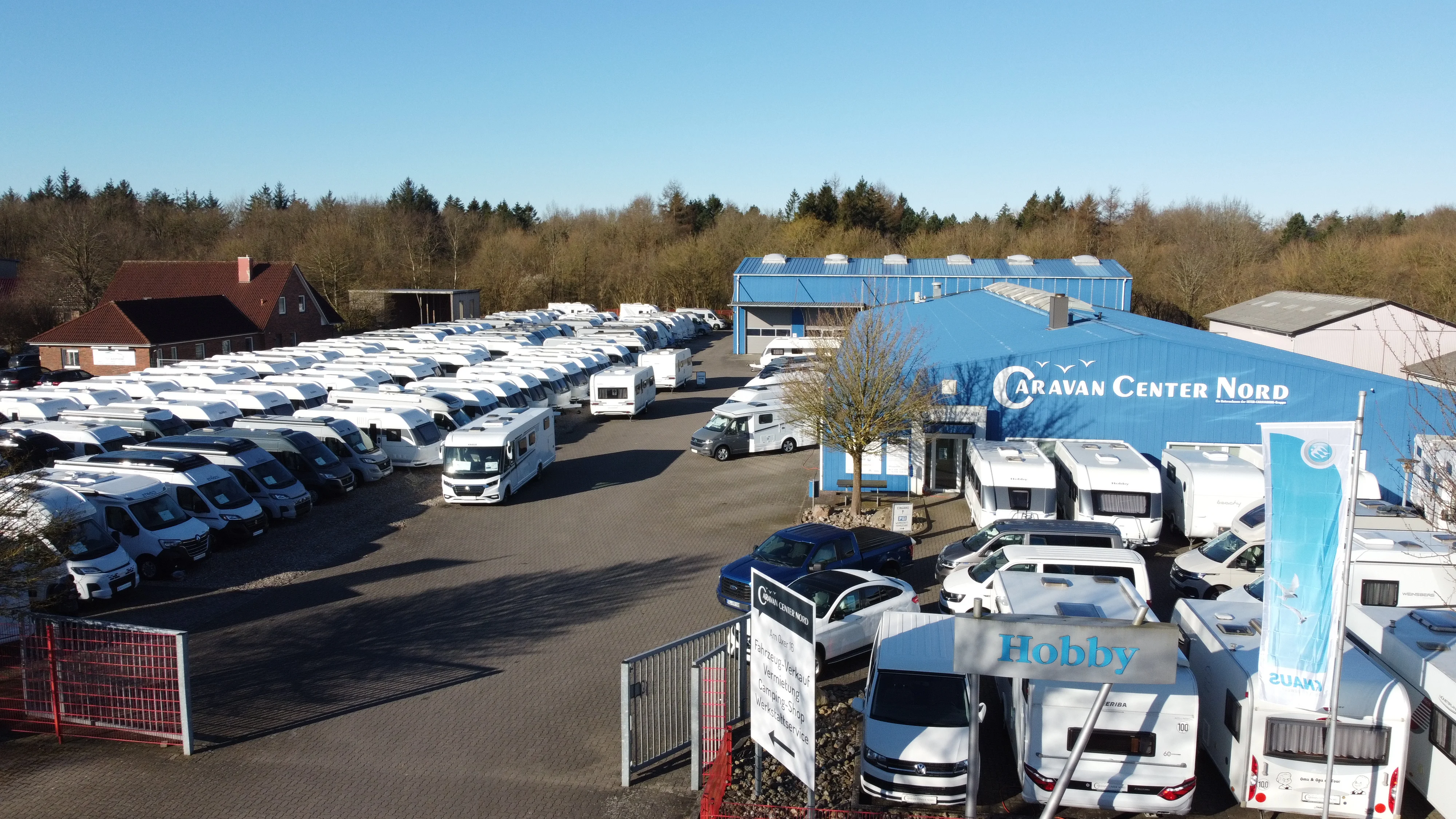 Luftaufnahme vom Standort Harrislee des Caravan Center Nord