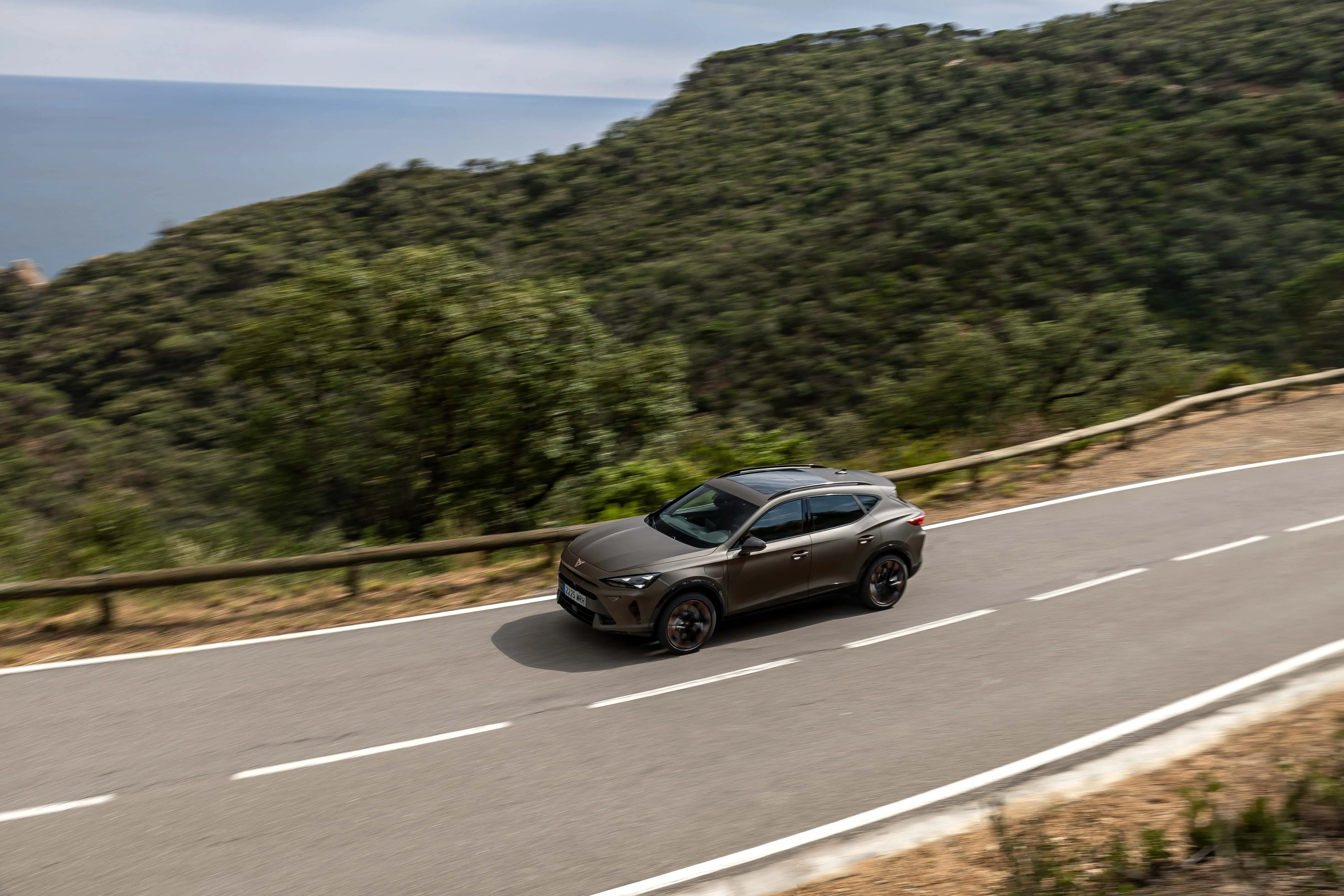 cupra_formentor_century_bronce_matt_dinamic_008.jpeg