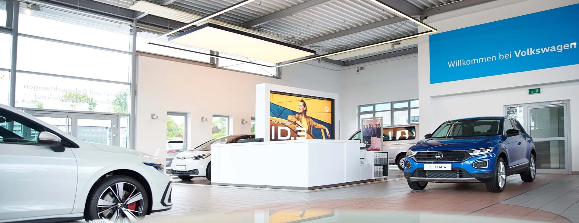 Volkswagen Ausstellungshalle der Autozentrale Sturm