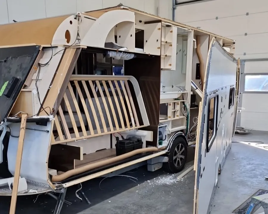 Querschnitt eines Hobby Wohnwagen