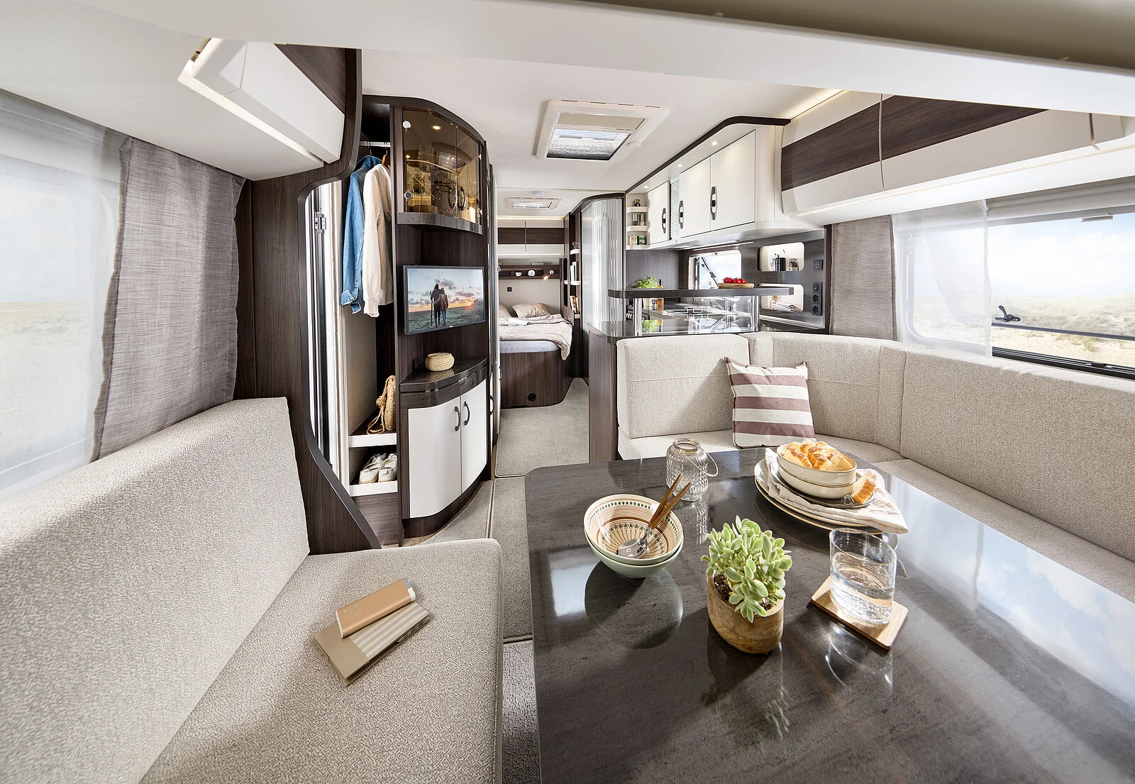 Wohnraum im Hobby Prestige Wohnwagen