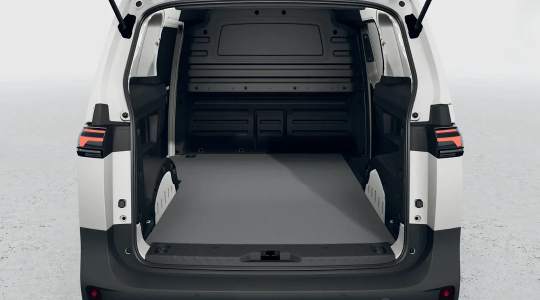 ID. Buzz Cargo Pure kurzer Radstand Leasingaktion Relax-Paket VW Nutzfahrzeuge Autohaus Elmshorn (4).png