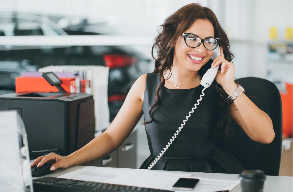 Kachsel_AHE-Website_Serviceassistentin.png