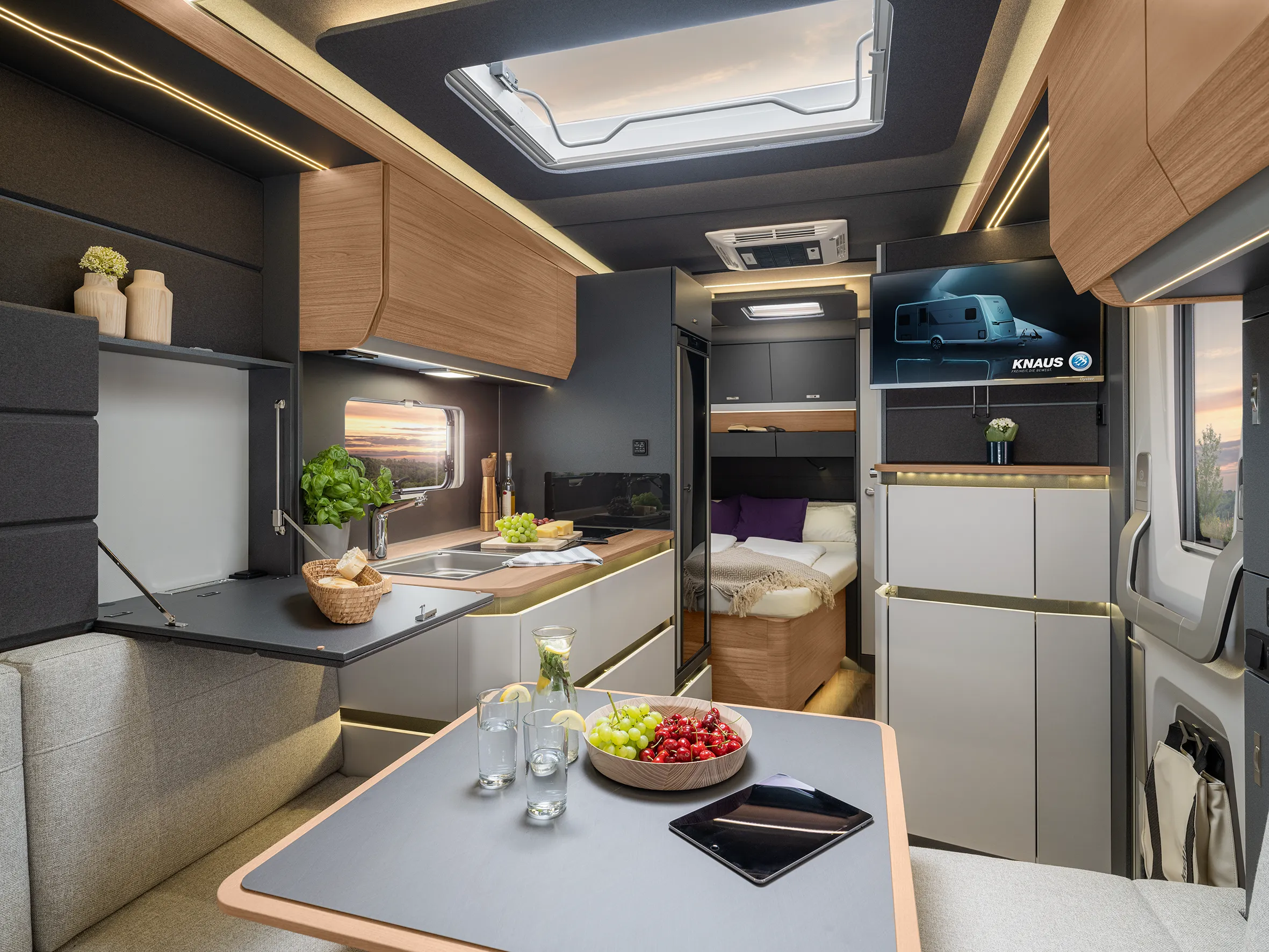 Innenansicht Knaus Azur 500 FU