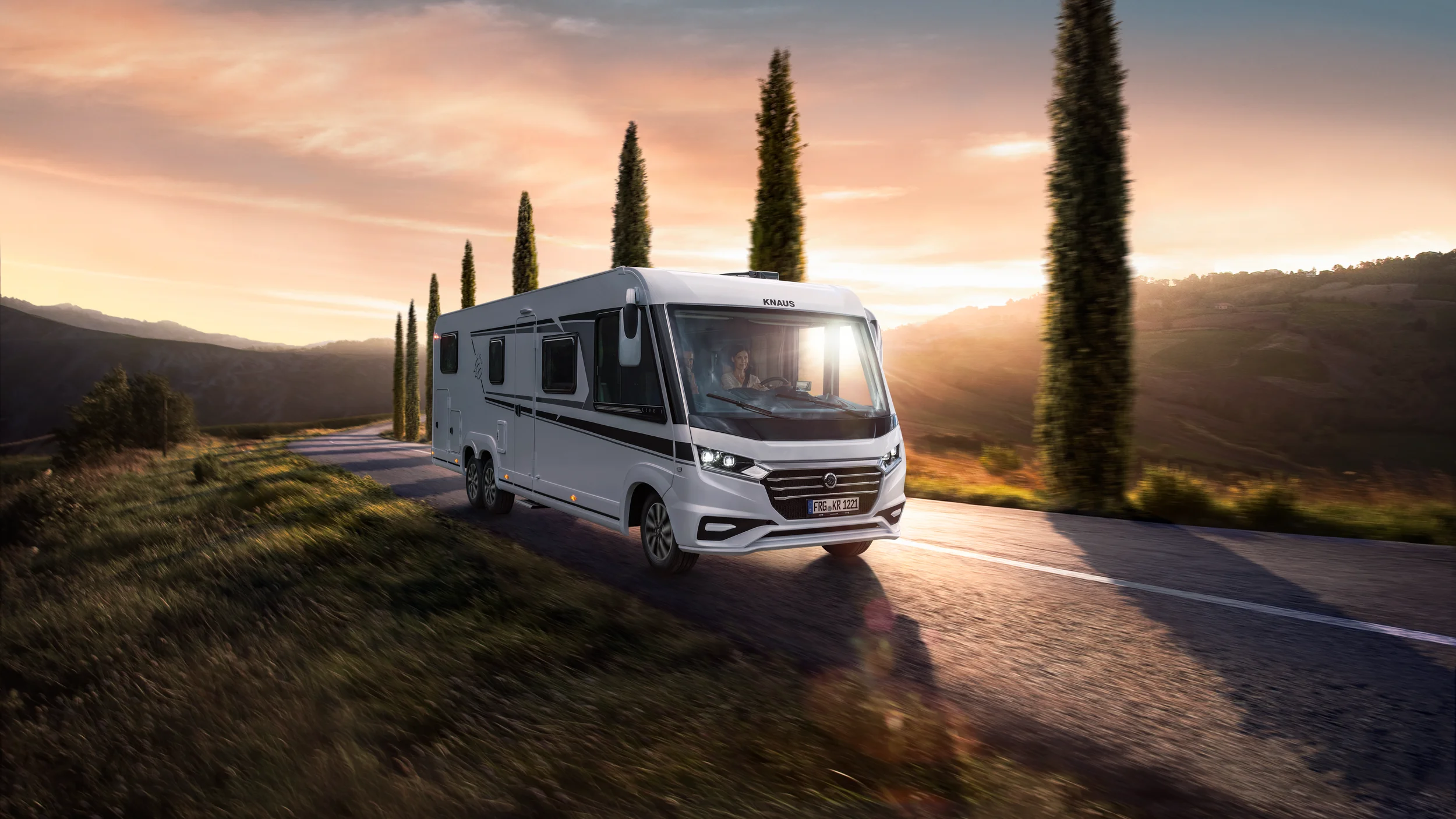 Vollintegriertes Knaus Wohnmobil: L!VE I 900 LEG