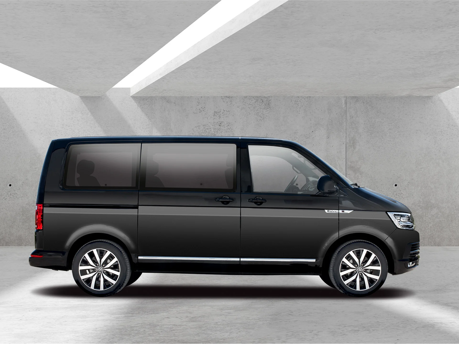 VW T6 Kombi in schwarz, Seitenansicht