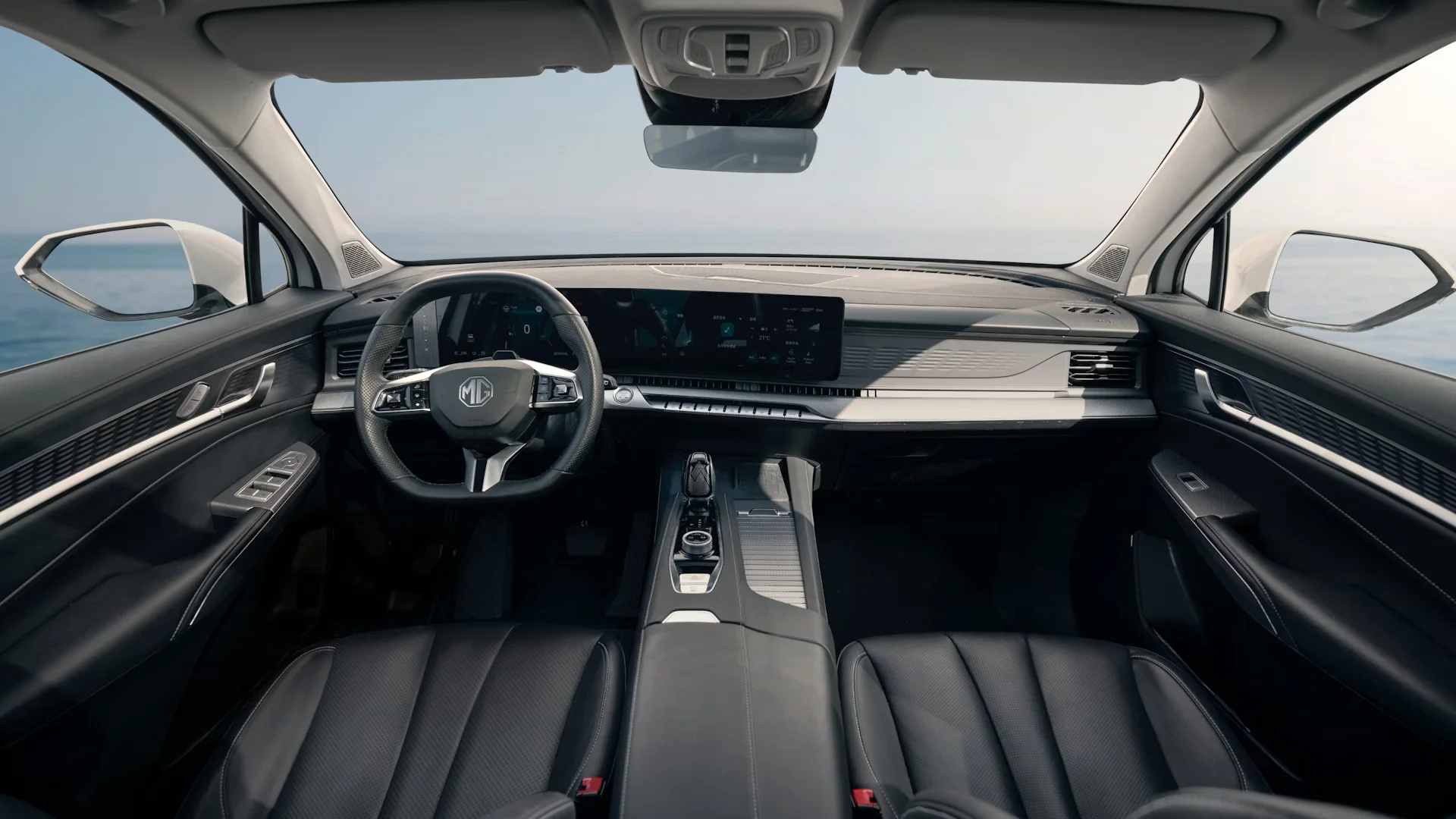 lux-interior-mgs9.jpg