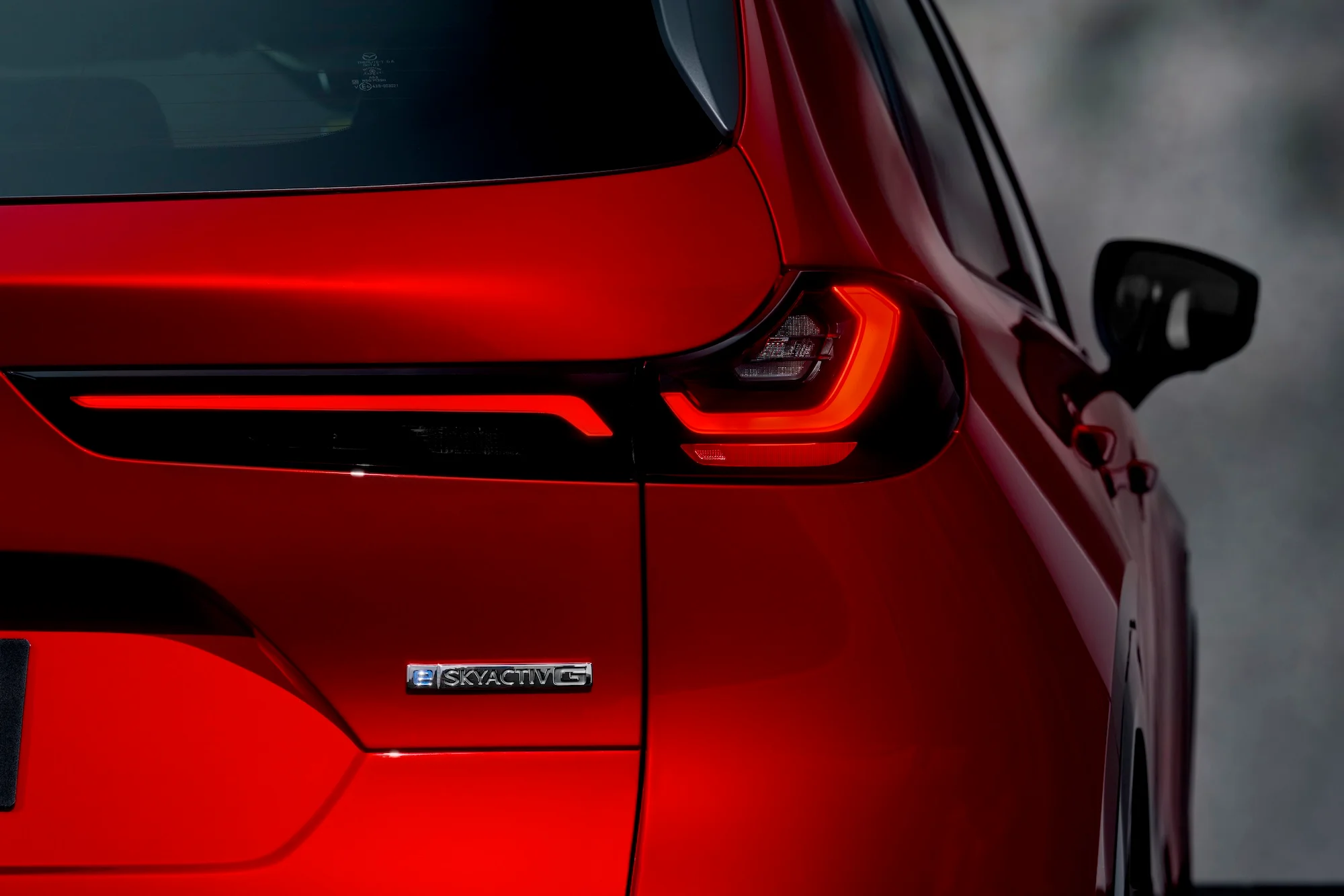 mazda_cx-5_ die Ansicht der Heckleuchte hinten rechts