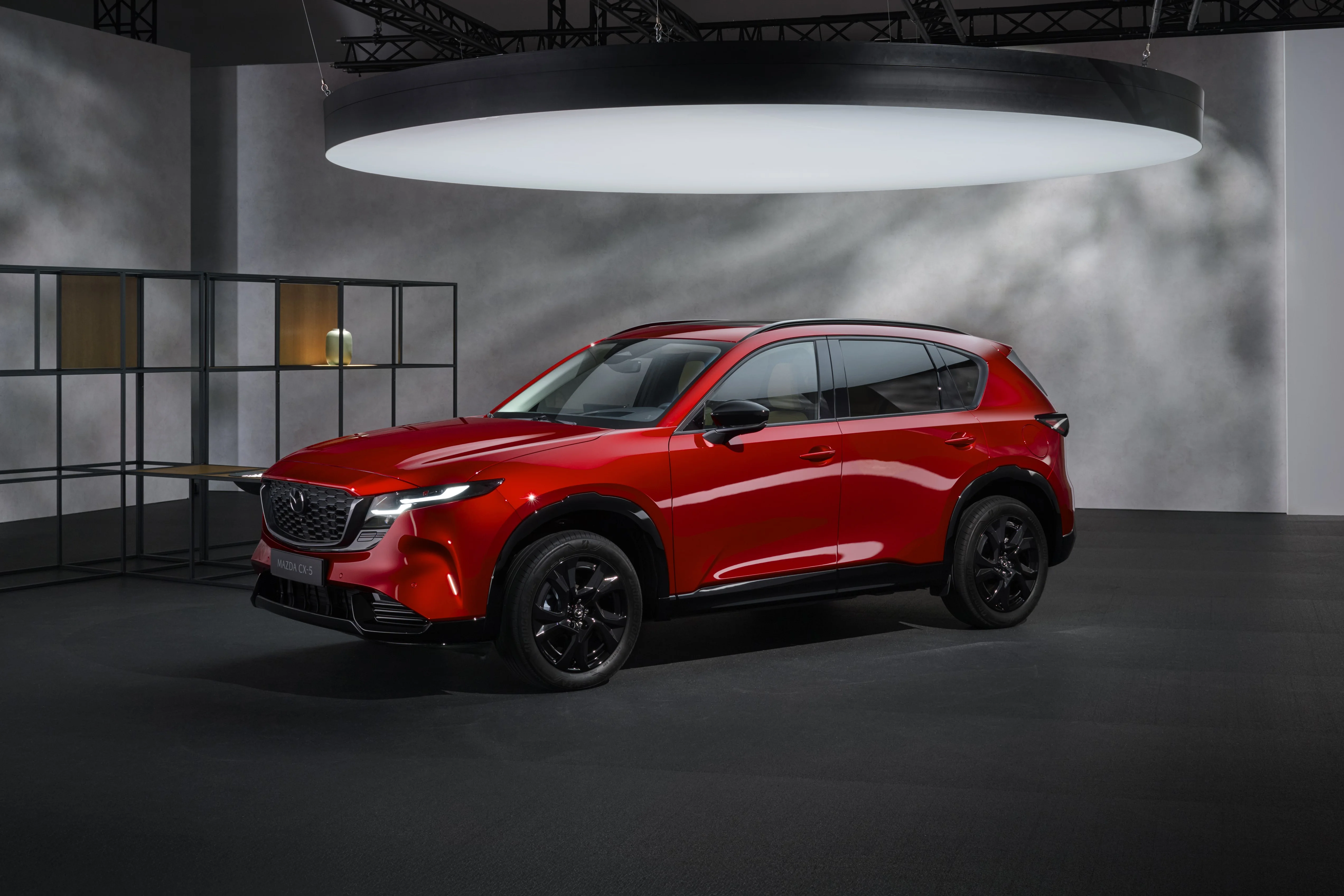 mazda_cx-5_germany_src_still_06cropped.jpg