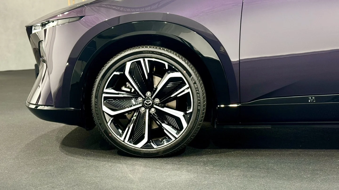 mazda-cx-6e-2026-nightfall-violet-felge1767170716069-e68f3f4f.jpg