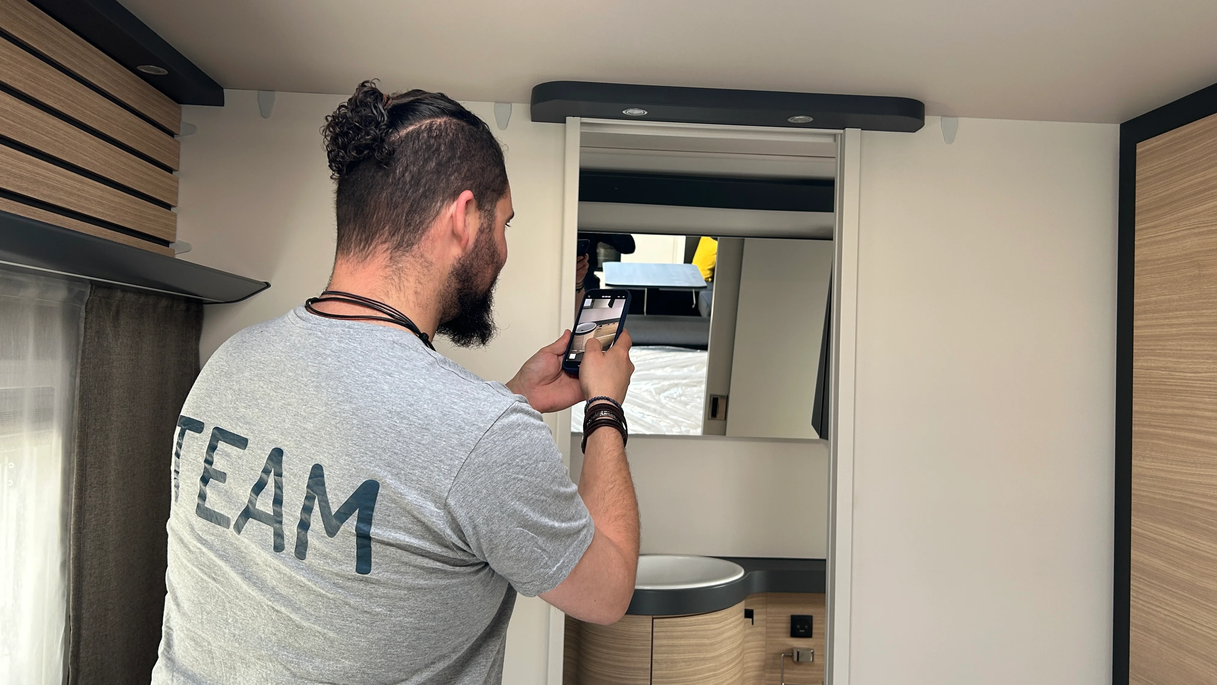 Persönliche Videobesichtigung mit einem Verkaufsberater des Caravan Center Nord