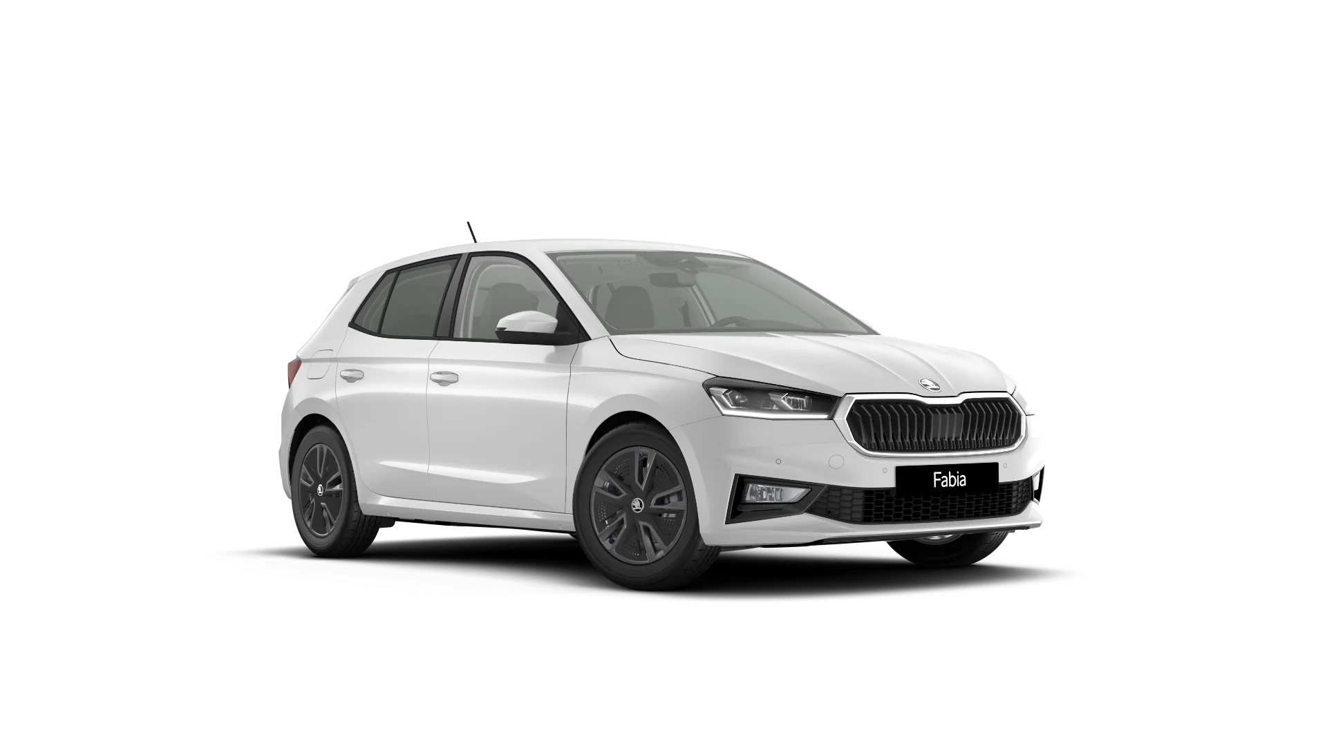 Ein weißer Skoda Fabia Balance als Freisteller mit 45-Grad Sicht von vorne Rechts