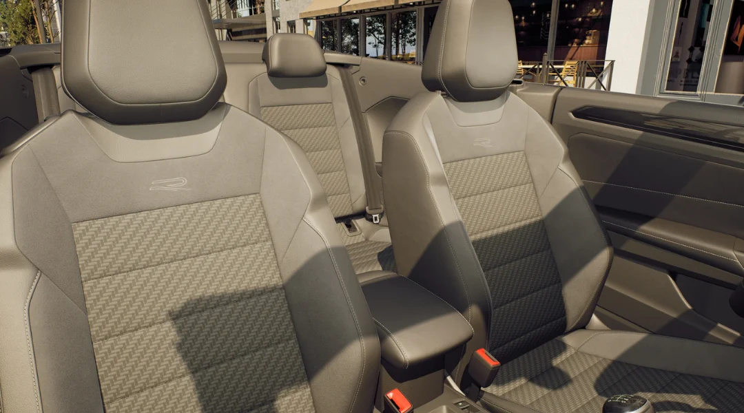 T-Roc-Cabriolet-Deal_Blau_DetailSitze_Bestellung_AHE.png